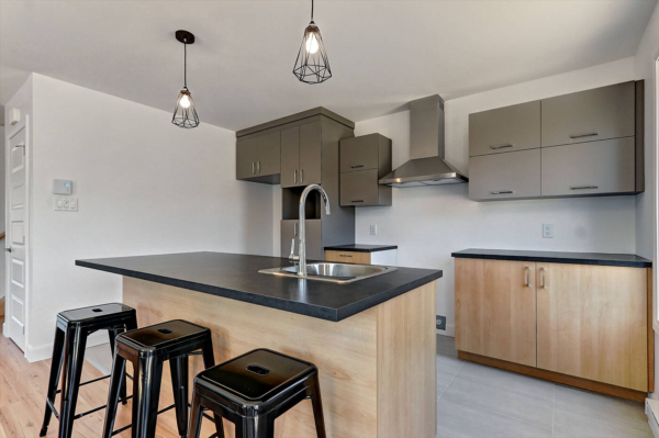 Cuisine - Armoires grises