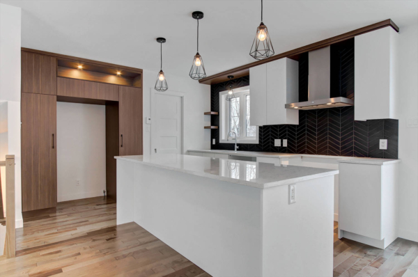 Cuisine - Dosseret plafond noir