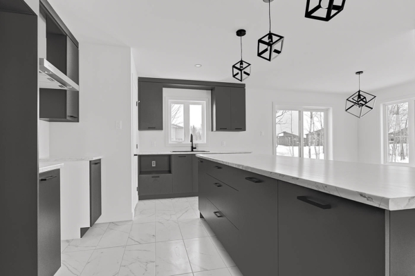 Cuisine en L - Noir - Comptoir stratifié