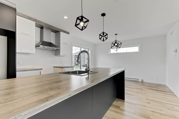 Cuisine - Hotte cheminé